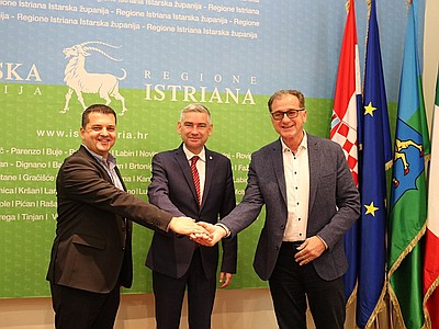 Županijska Lučka uprava Pula kreće u izgradnju prve od četiri zgrada na pulskoj rivi