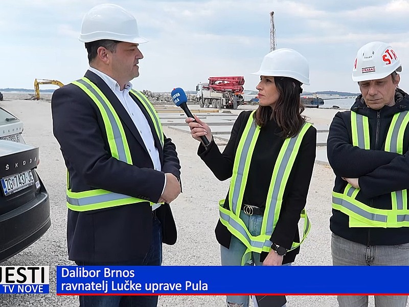 Rekonstrukcija pulskog lukobrana ušla u operativnu fazu